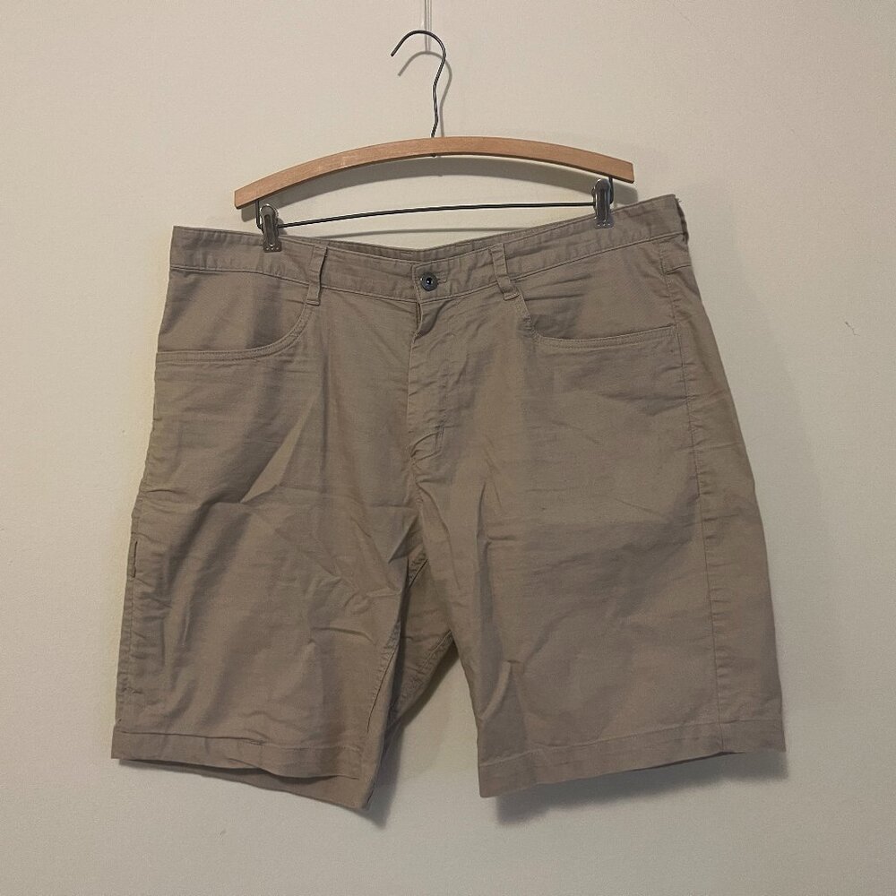 The North Face cotton, light-weight shorts (like new)